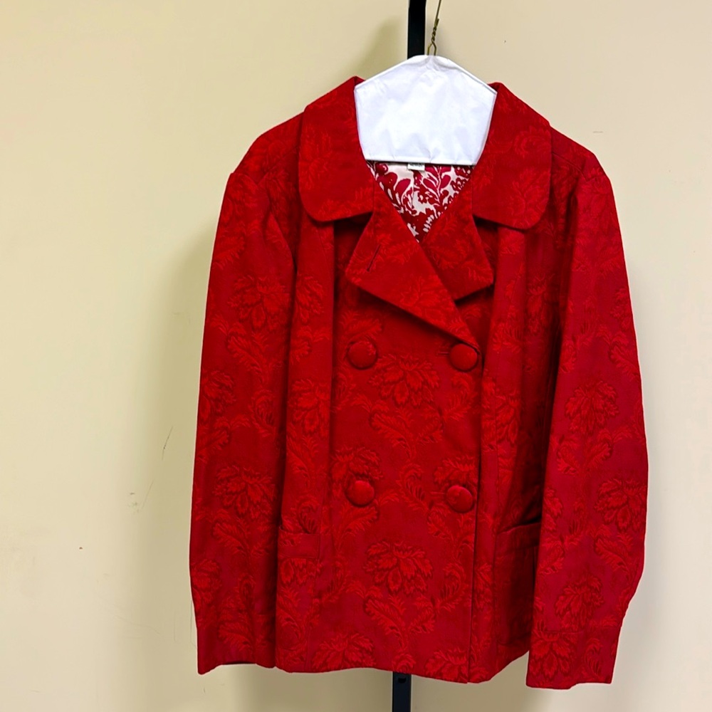 Plus size Talbots vintage look red brocade blazer